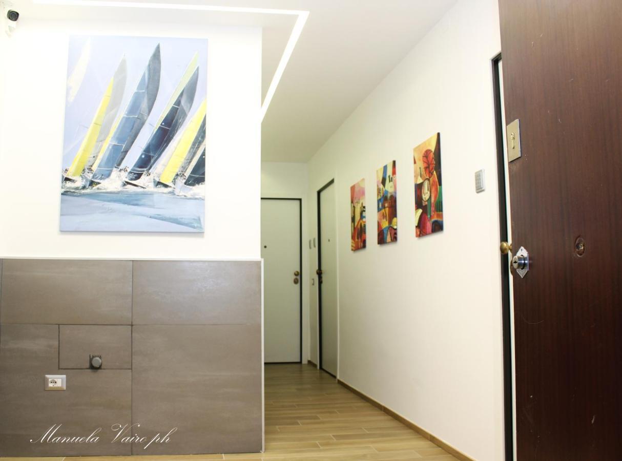 Seafront Apartment Salerno Bagian luar foto